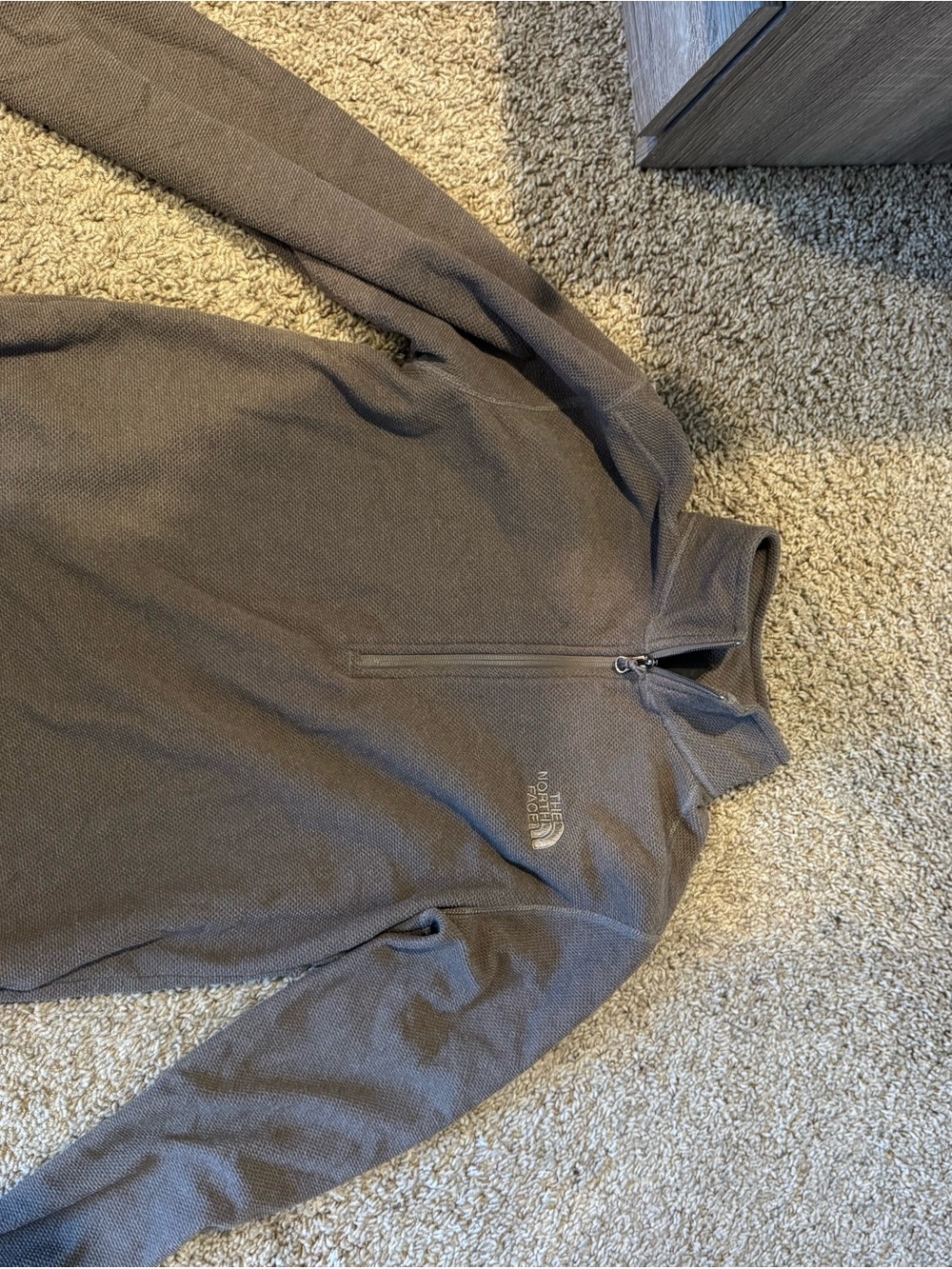 The North Face Men's Gray Quarter-Zip Fleece Pullover size small
